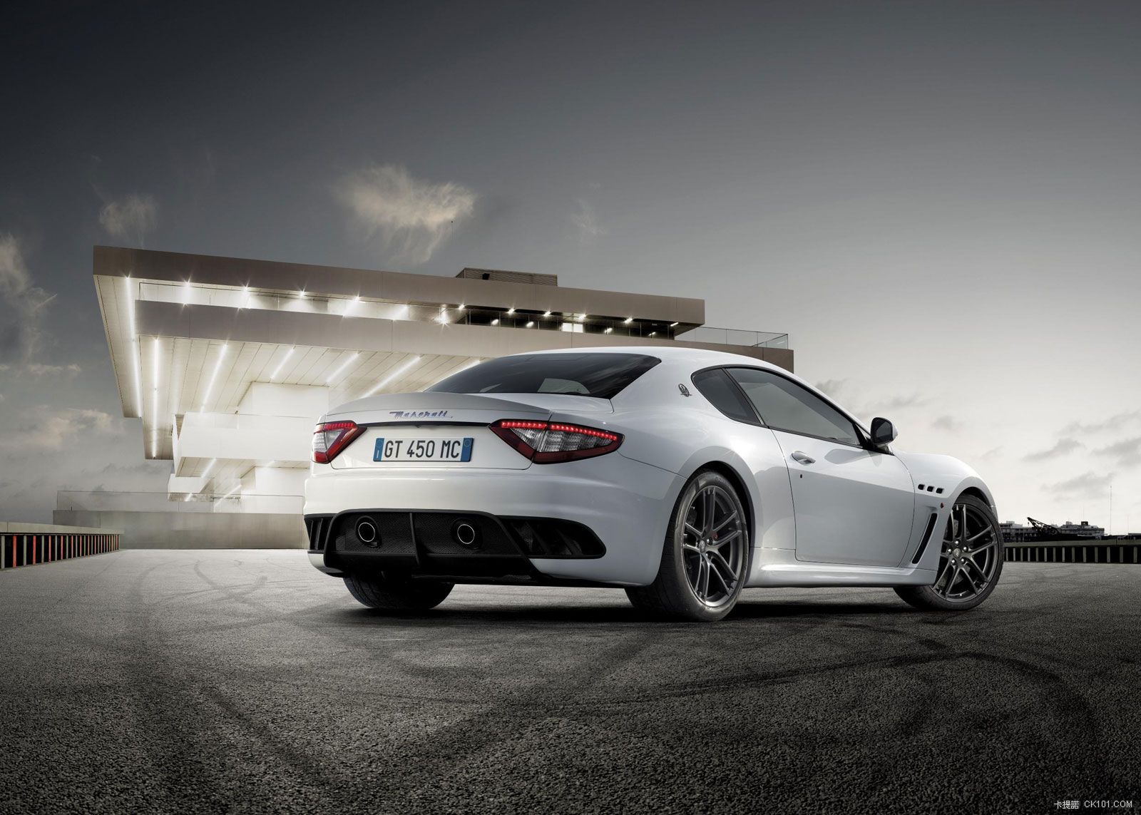 maserati_granturismo_mc_02.jpg