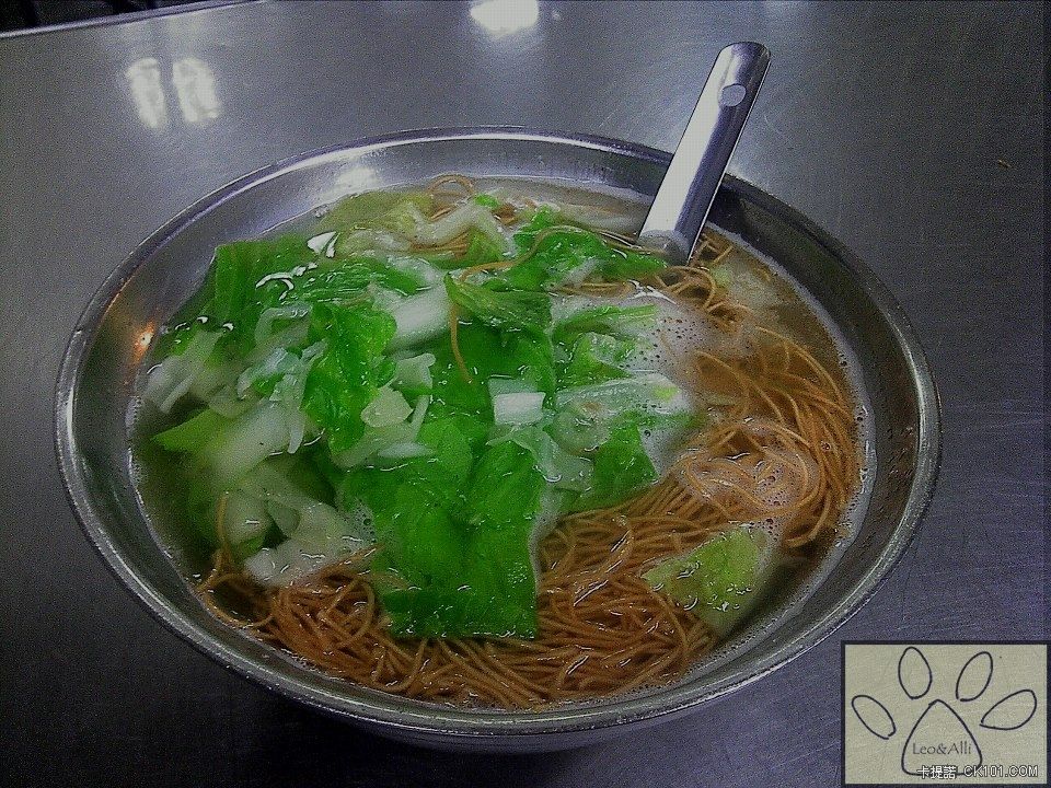 南台中肉圓 雞絲麵-1.jpg