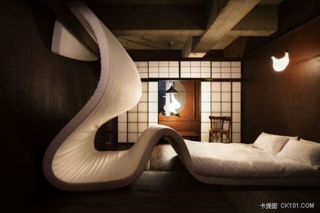 9-Mattress-room-LLove-hotel-Tokyo-665x443-650x433.jpeg