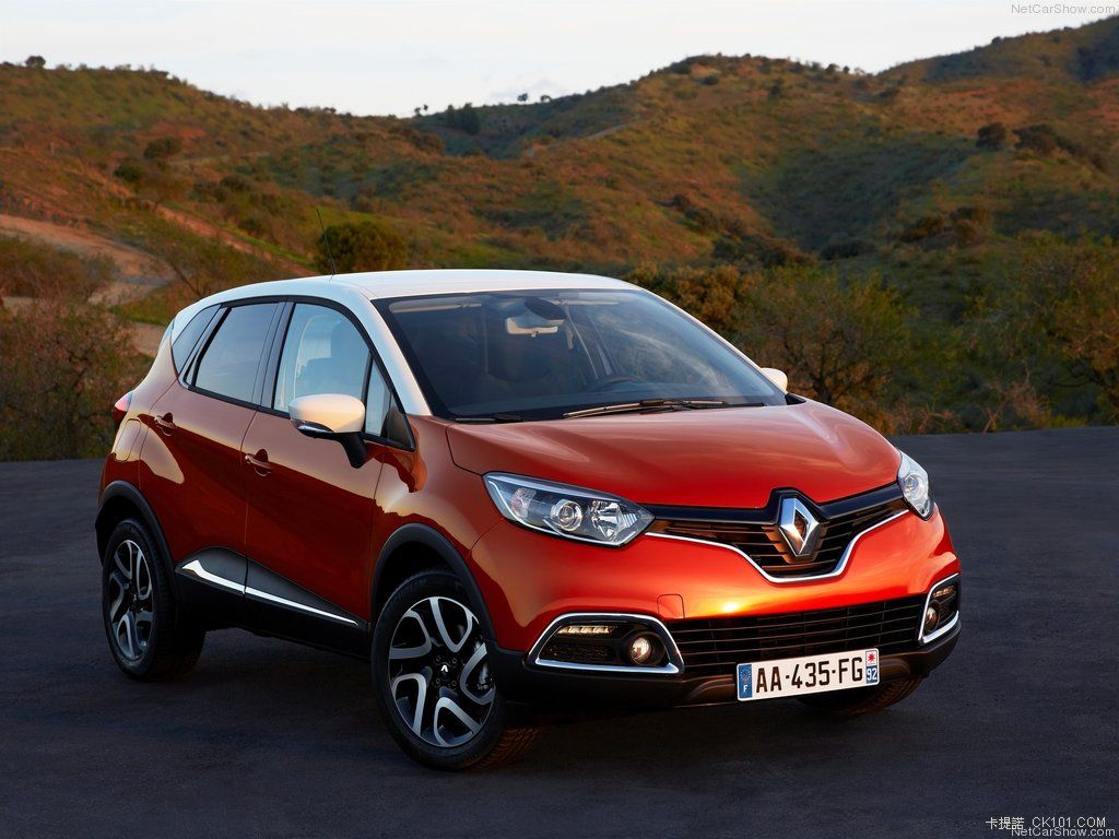 Renault-Captur_2014_1024x768_wallpaper_04.jpg