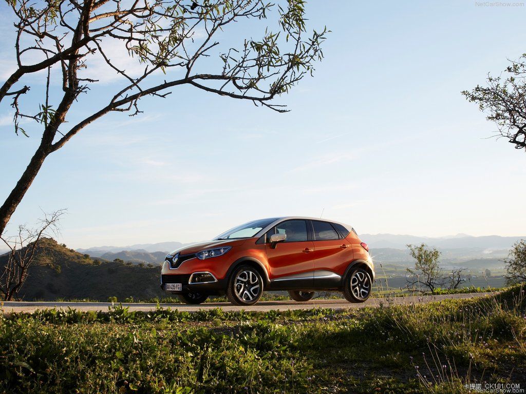 Renault-Captur_2014_1024x768_wallpaper_05.jpg