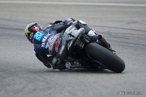 Jorge Lorenzo MotoGP Spain Qualifying tvXHbK5cXAfl.jpg