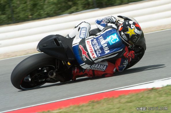 Jorge Lorenzo MotoGP Tests Brno AFWNRZYpaAdl.jpg