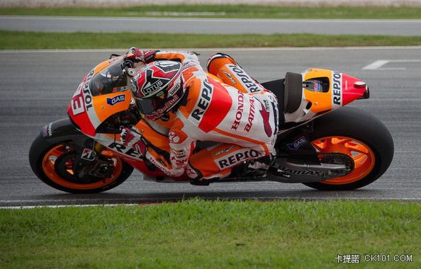 Marc Marquez MotoGP Tests Sepang Day Four WAJIUmqI_tsl.jpg