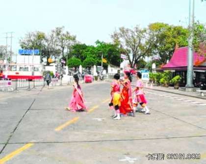 泰國東北部的程逸府，民風仍十分純樸。翻攝網路