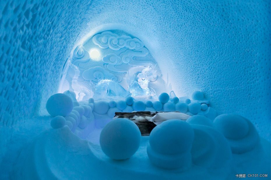 inside-swedens-icehotel-3.jpg