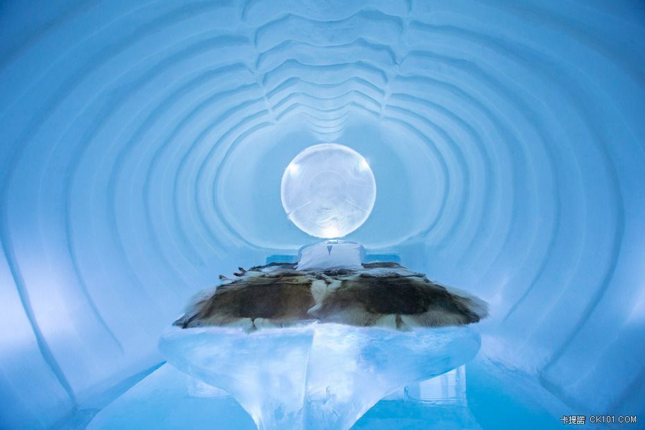 inside-swedens-icehotel-4.jpg