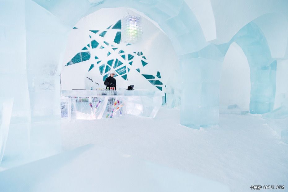 inside-swedens-icehotel-5.jpg