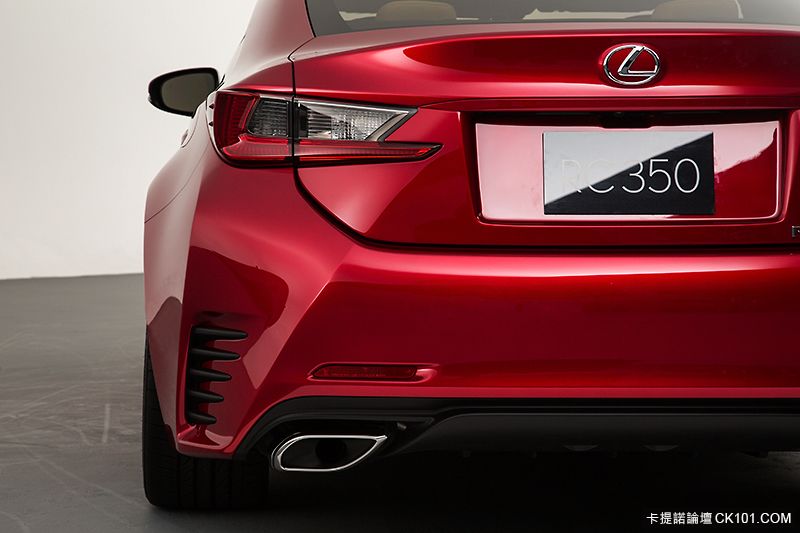 LEXUS_RC_016.jpg