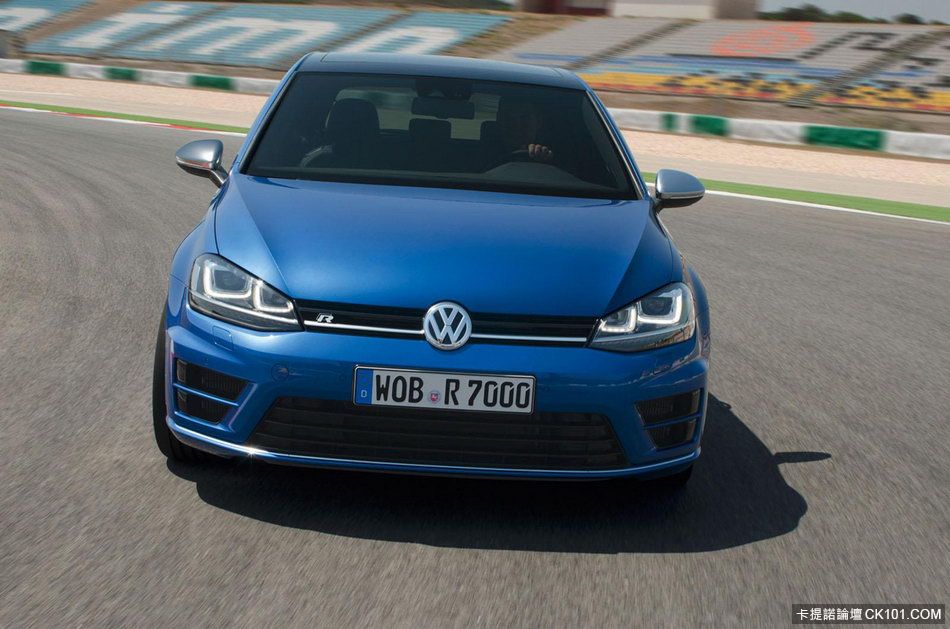 01-Golf-R.jpg