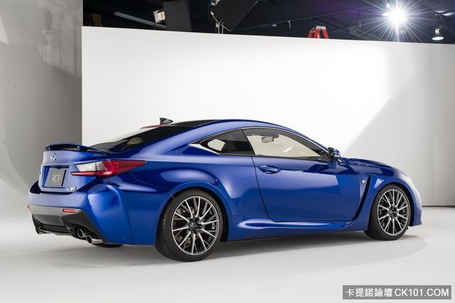 lexus-rc-f-coupe-06-1_0.jpg