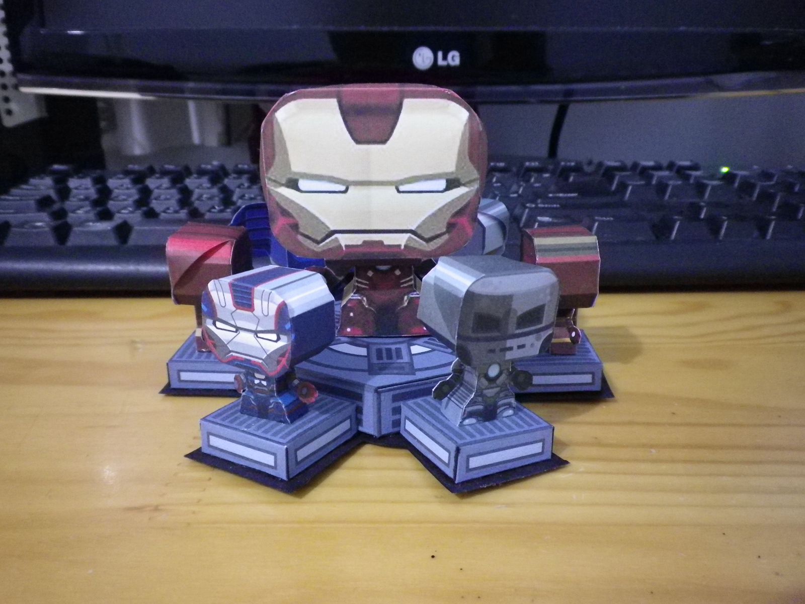 IRON MAN_03.jpg