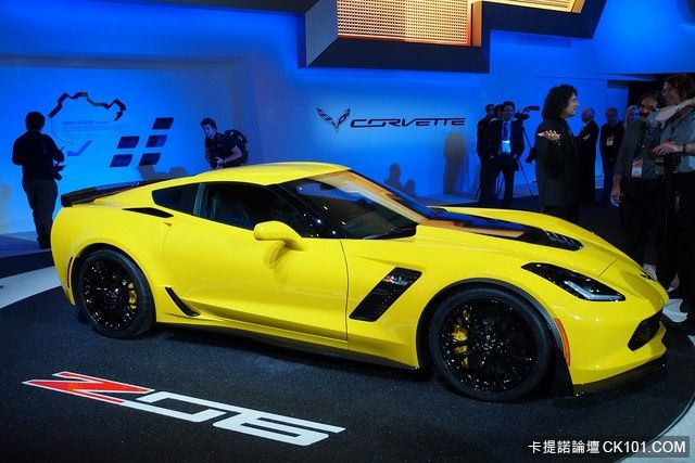 cc2015-corvette-z06-92.jpg