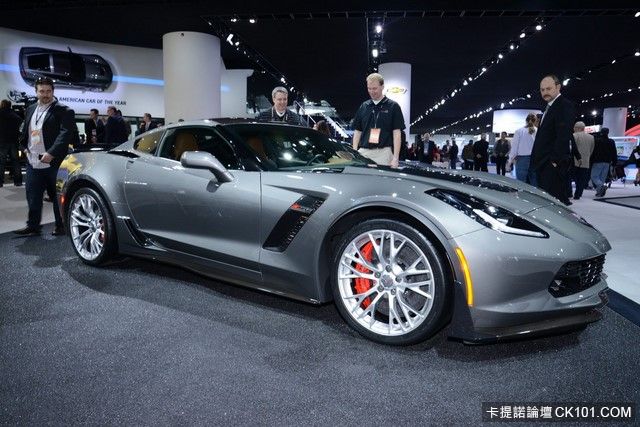 cc2015-corvette-z06-132.jpg