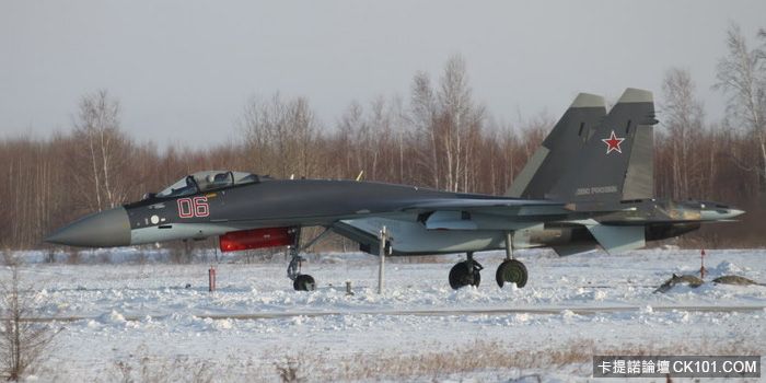 Su-35S_Russian_AirForce_12_2012.jpg