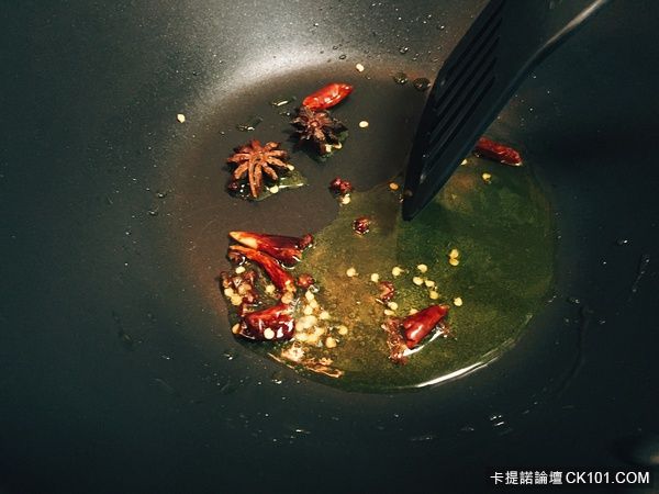 熱油鍋...XD