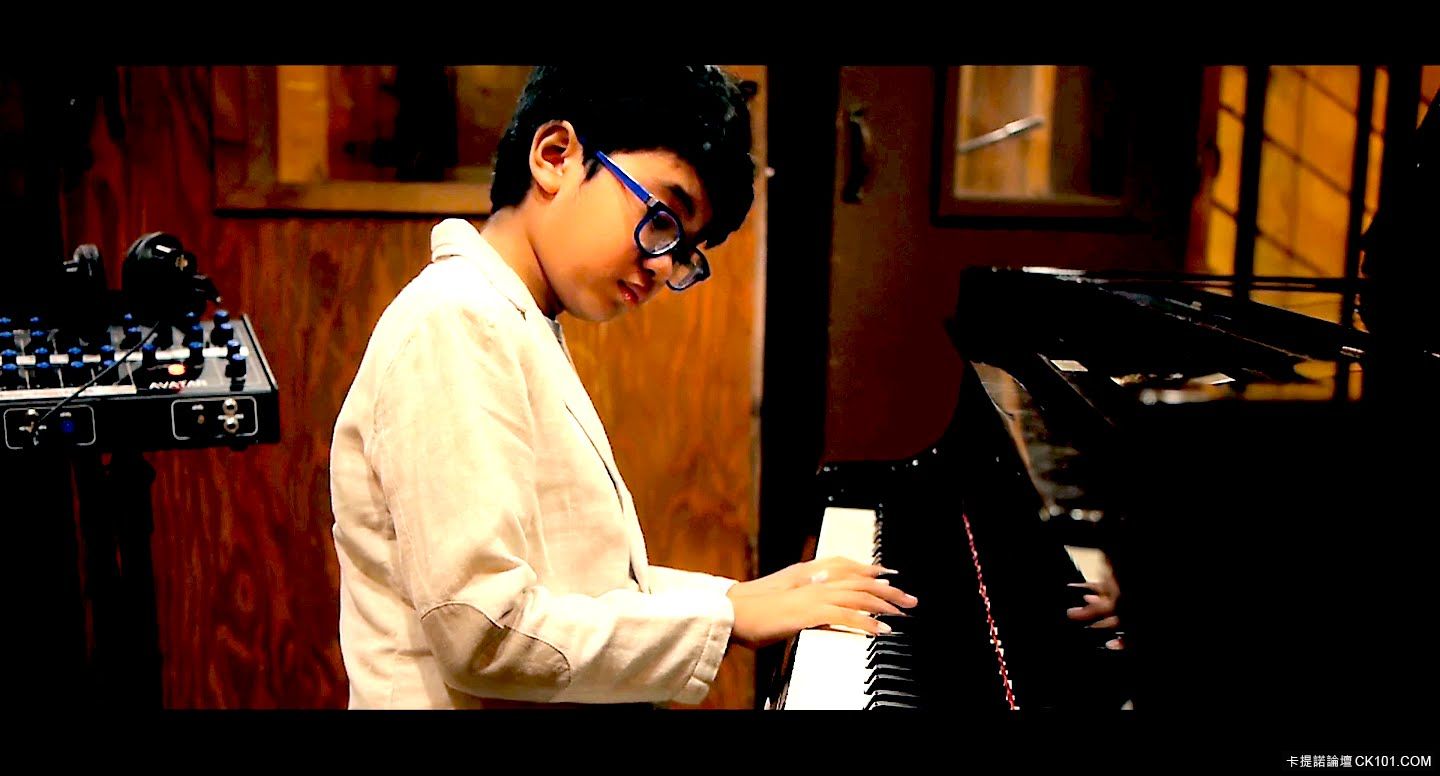 Joey Alexander1.jpg