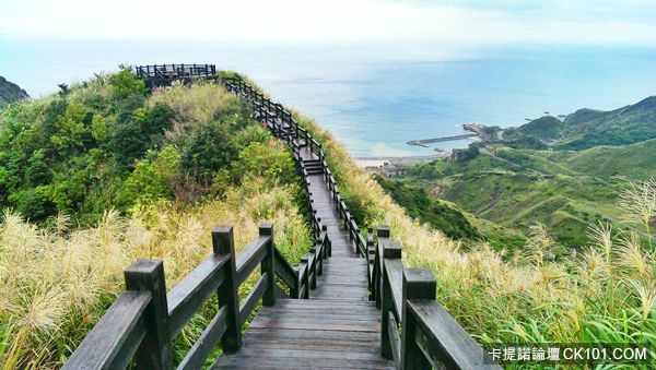 金瓜石勸濟堂附近看海步道(圖片來源Esor Huang異塵行者部落格).jpg