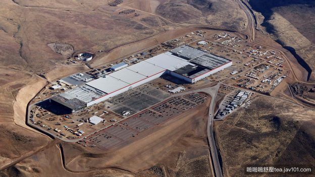 gigafactory-announcement-624x351.jpg