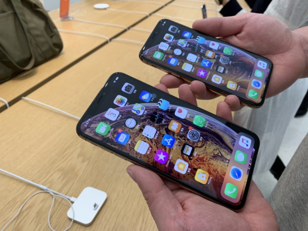 apple-iPhone-XS-Max-and-XS-624x468.jpg