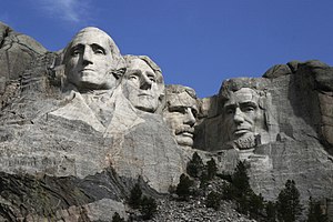 300px-Dean_Franklin_-_06.04.03_Mount_Rushmore_Monument_(by-sa)-3_new.jpg