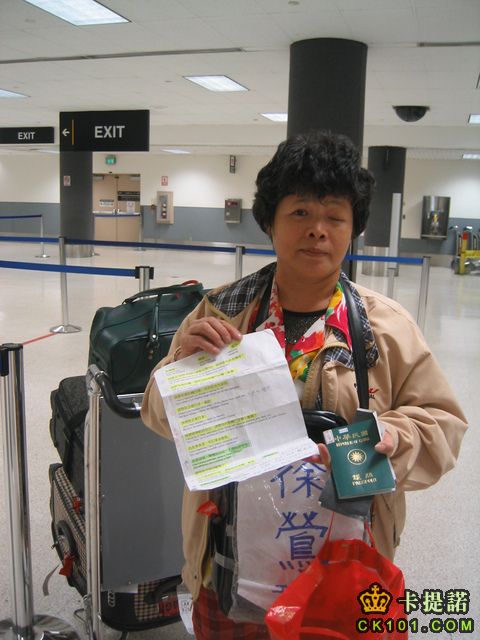 一張小抄‧一個勇敢的台灣阿嬤。