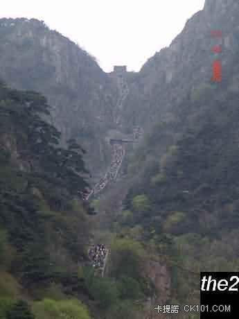 山东泰山.jpg