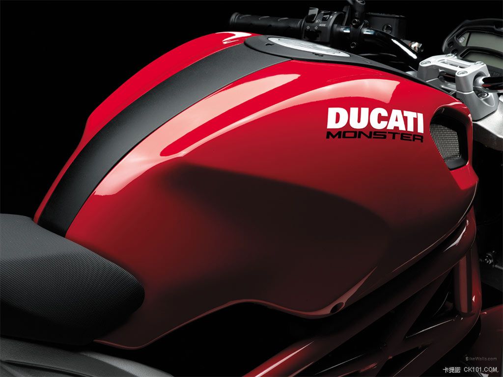 Ducati_Monster_696_2008_09_1024x768.jpg