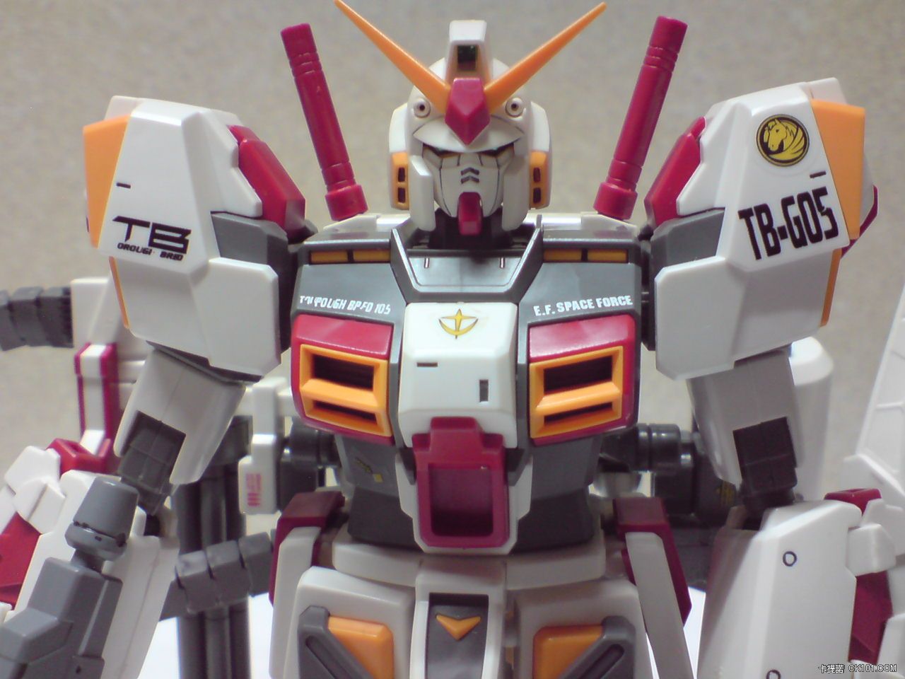 RX-78G05正面照一.JPG