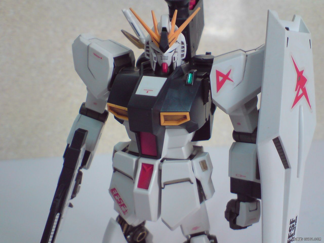 HG RX-93正面一.JPG