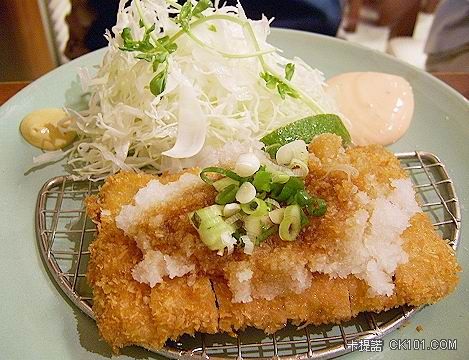 蘿蔔泥豬排定食.jpg