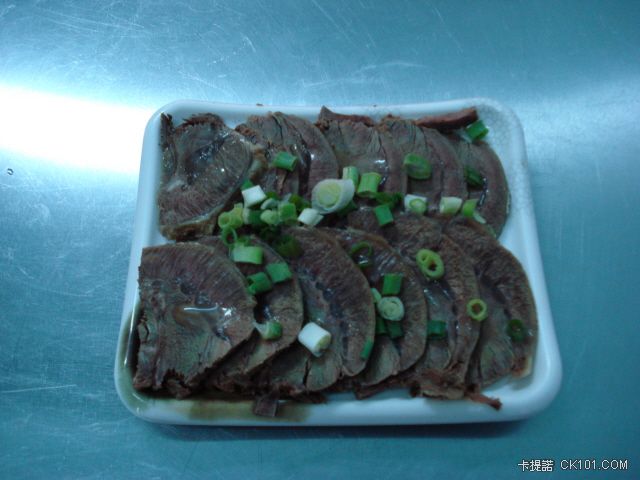 滷牛腱.jpg