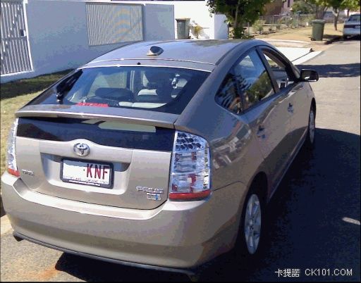 prius_back.jpg