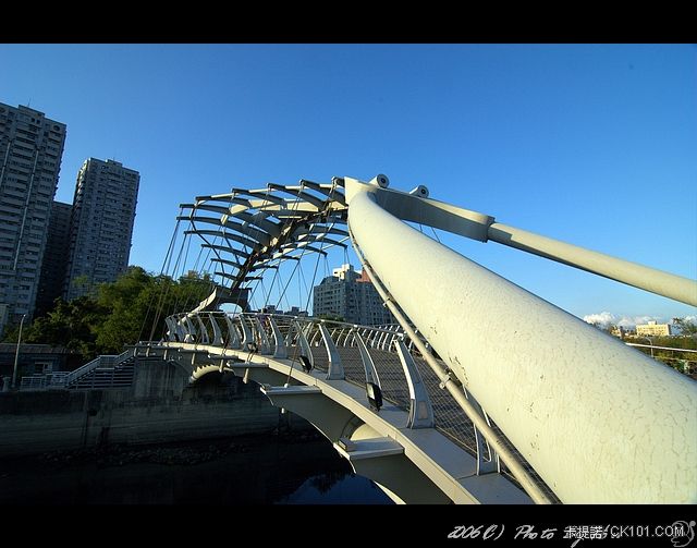 愛河造型橋