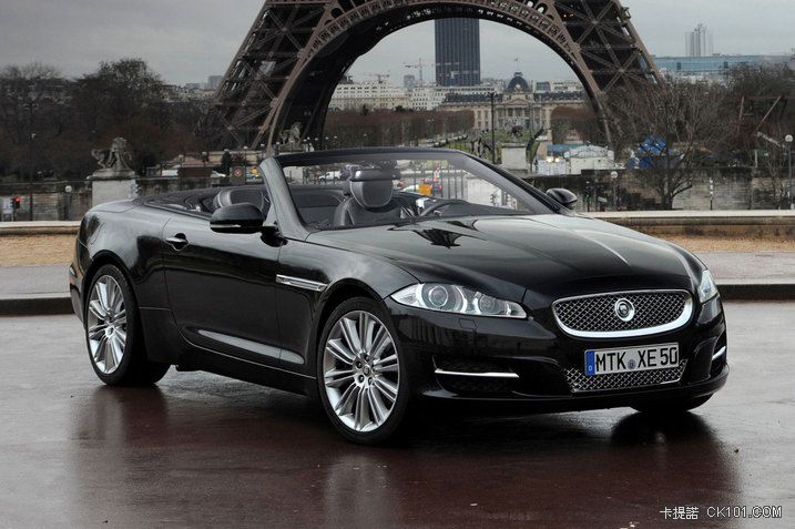 2012-jag-xe-f34-topdown-160-thumb-717x477.jpg