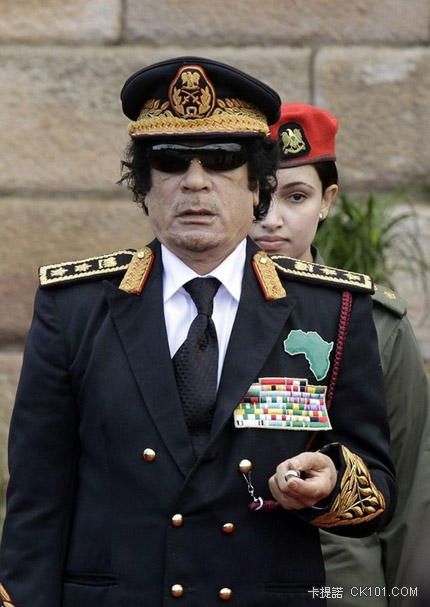 20110307-colonel-gaddafi-12.jpg