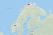 挪威土地、房子緩緩移入海 90秒震撼畫面曝！