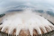 暴雨不停！三峽大壩上游四川阿壩州再發生4級極淺層地震