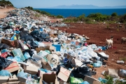 研究：流入海洋塑膠垃圾量 20年後恐達目前3倍