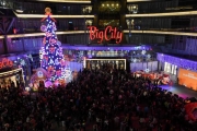 Big City遠東巨城聖誕點燈　照亮幸福城市　發揮公益平台　好心救好肝