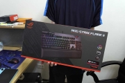【開箱】堂弟的第一把real機械鍵盤!! ROG Strix Flare II輕開箱
