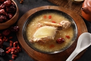 起家雞，不只有炸雞！「蔘蔘做的雞湯」溫暖上市  不用飛韓國，在家就能享受超道地韓式「蔘雞湯」