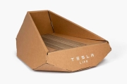 Tesla推出Cybertruck多功能瓦楞紙貓窩