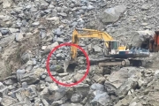 砂卡礑再發現第3、4具遺體「相擁深埋」土石堆下