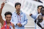 北京半馬放水給中國選手奪冠？ 非洲跑者坦承：我只是陪跑的